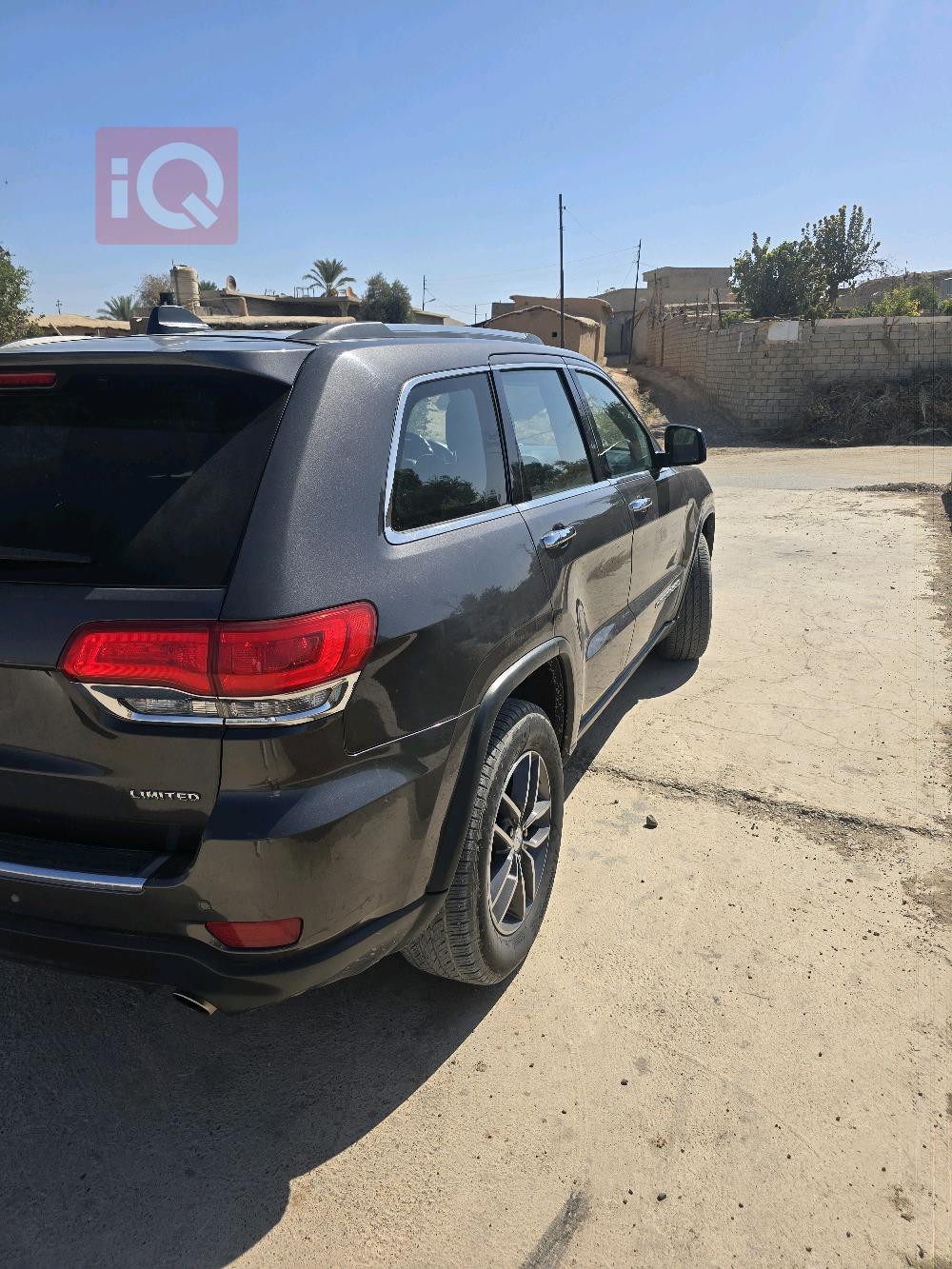 جيب جراند شيروكي